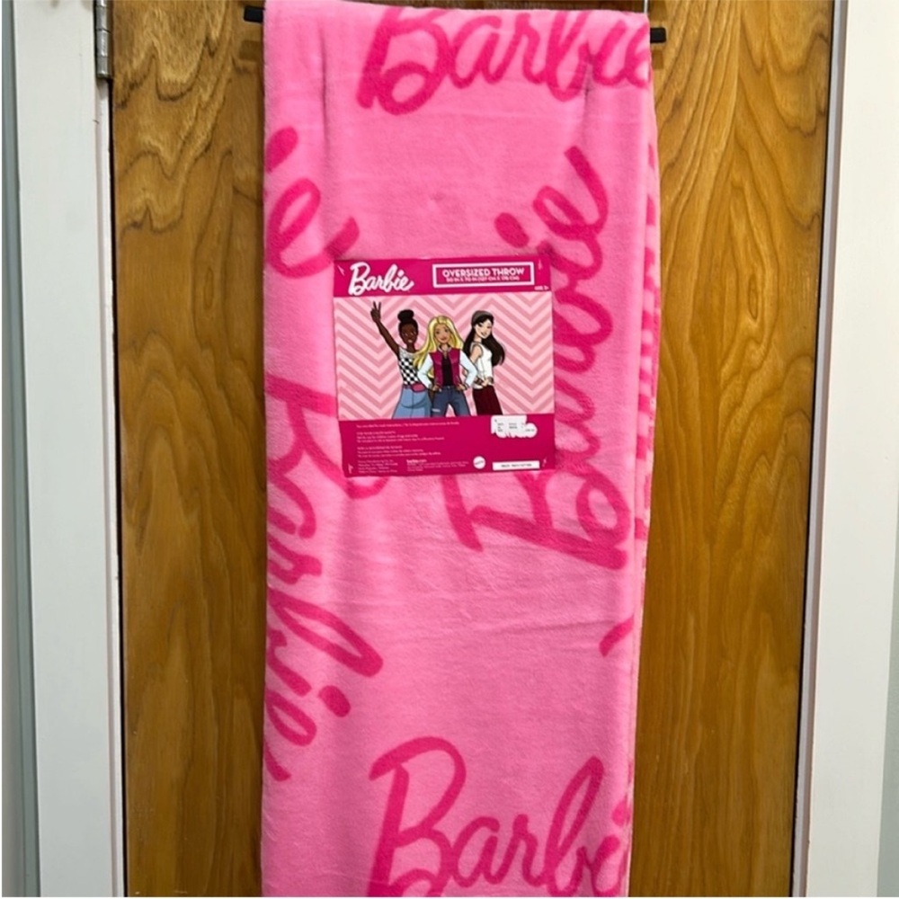 Barbie Oversized Throw Blanket Pink Logo 50x70 NWT Cozy Soft